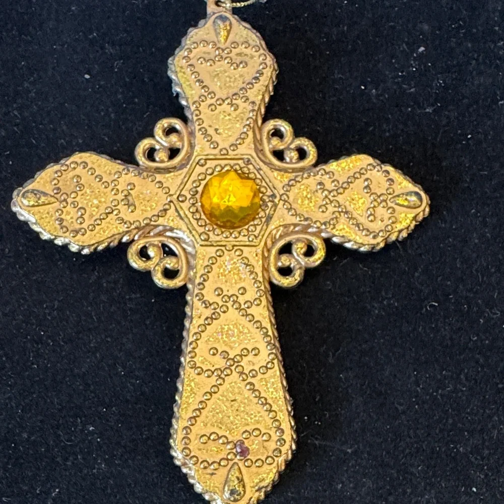 Elegant Vintage style Golden Cross Ornaments Set (4)